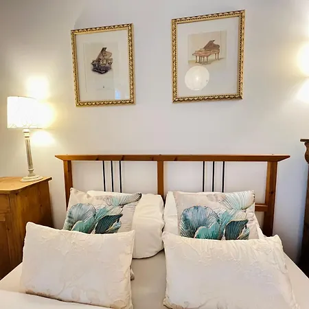 Apartment Charming Hideaway